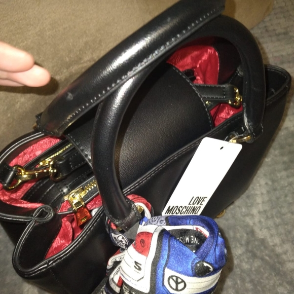 Love Moschino leather handbag NWT - Picture 4 of 7